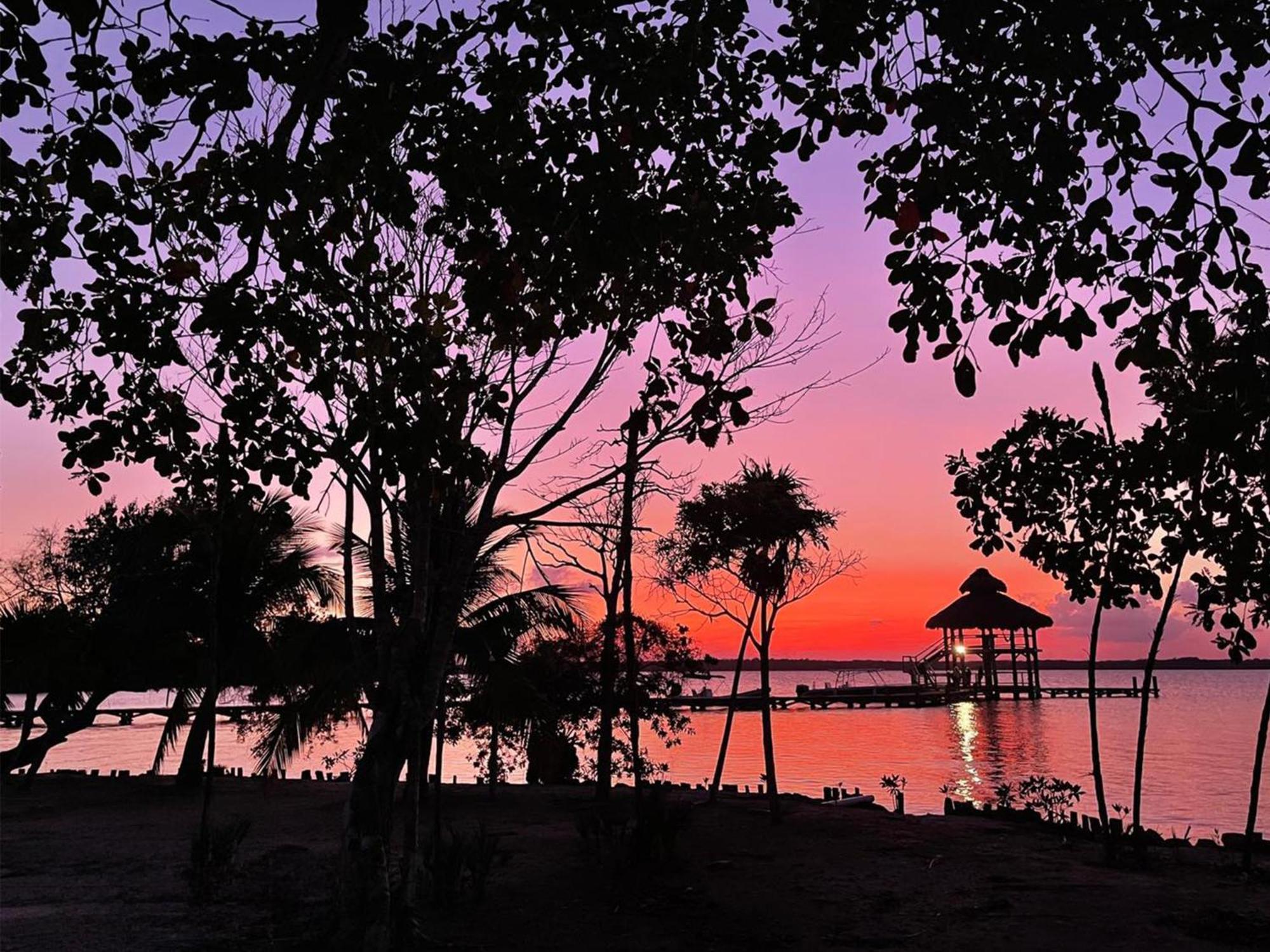 Orchid Bay Resort Corozal Town Extérieur photo